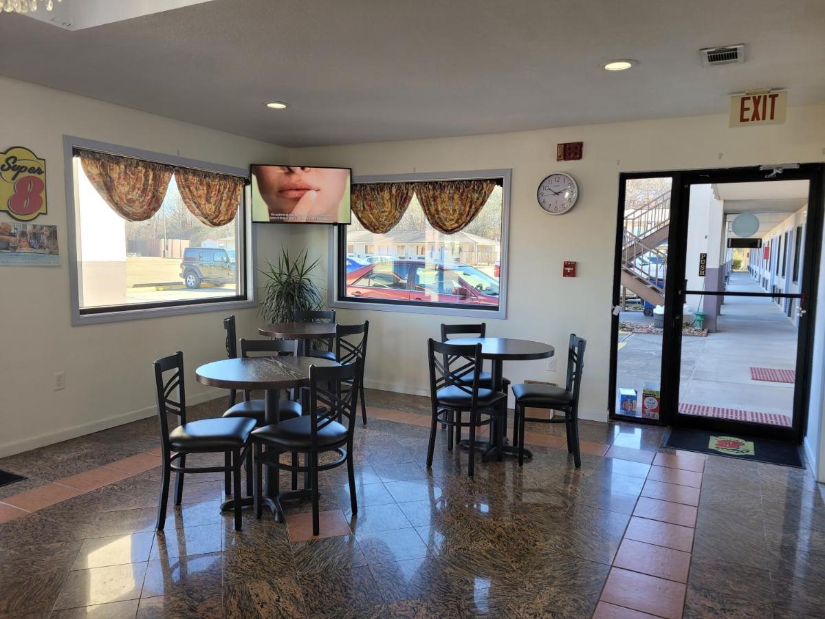 Super 8 By Wyndham Arkadelphia Caddo Valley Area Экстерьер фото