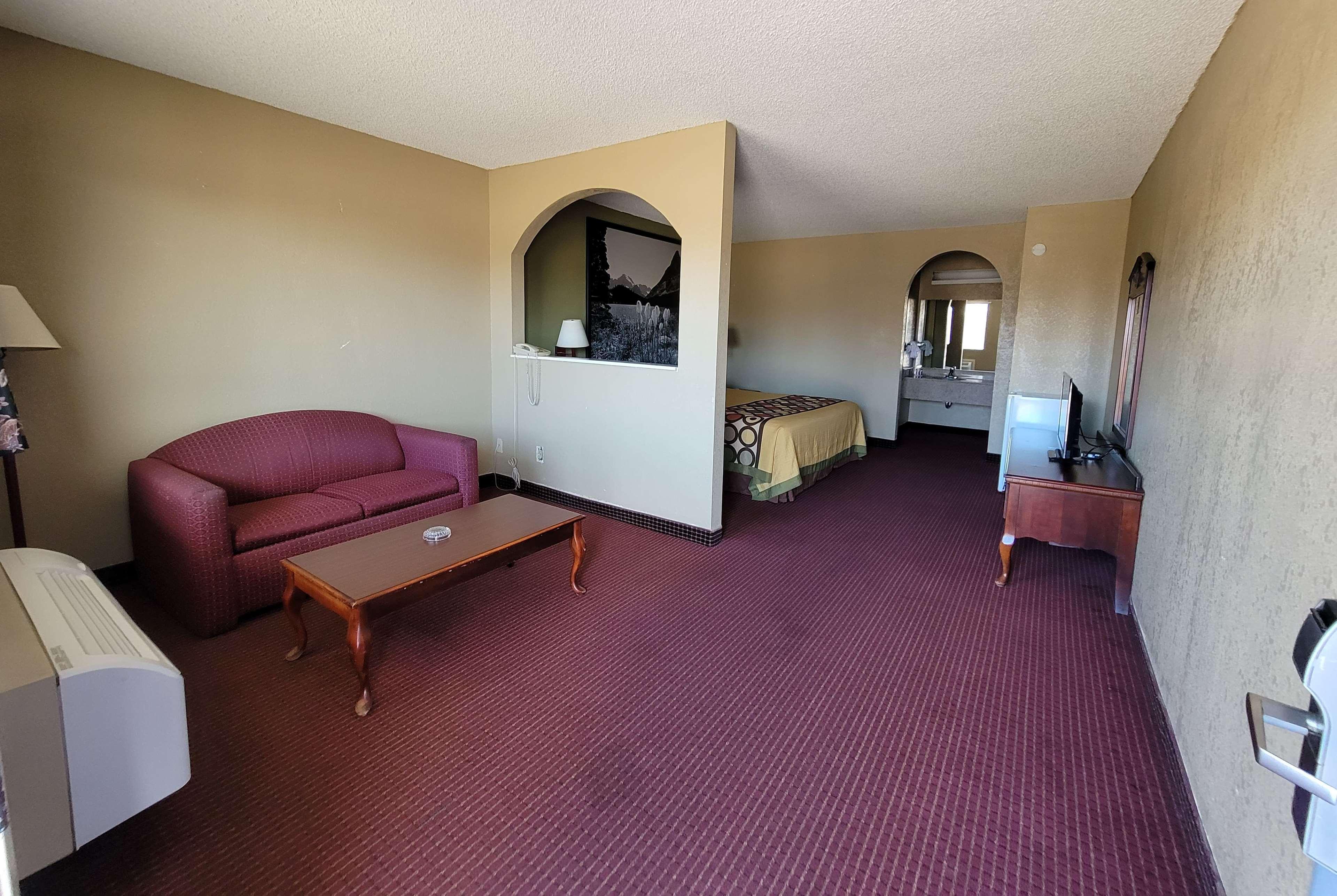 Super 8 By Wyndham Arkadelphia Caddo Valley Area Экстерьер фото