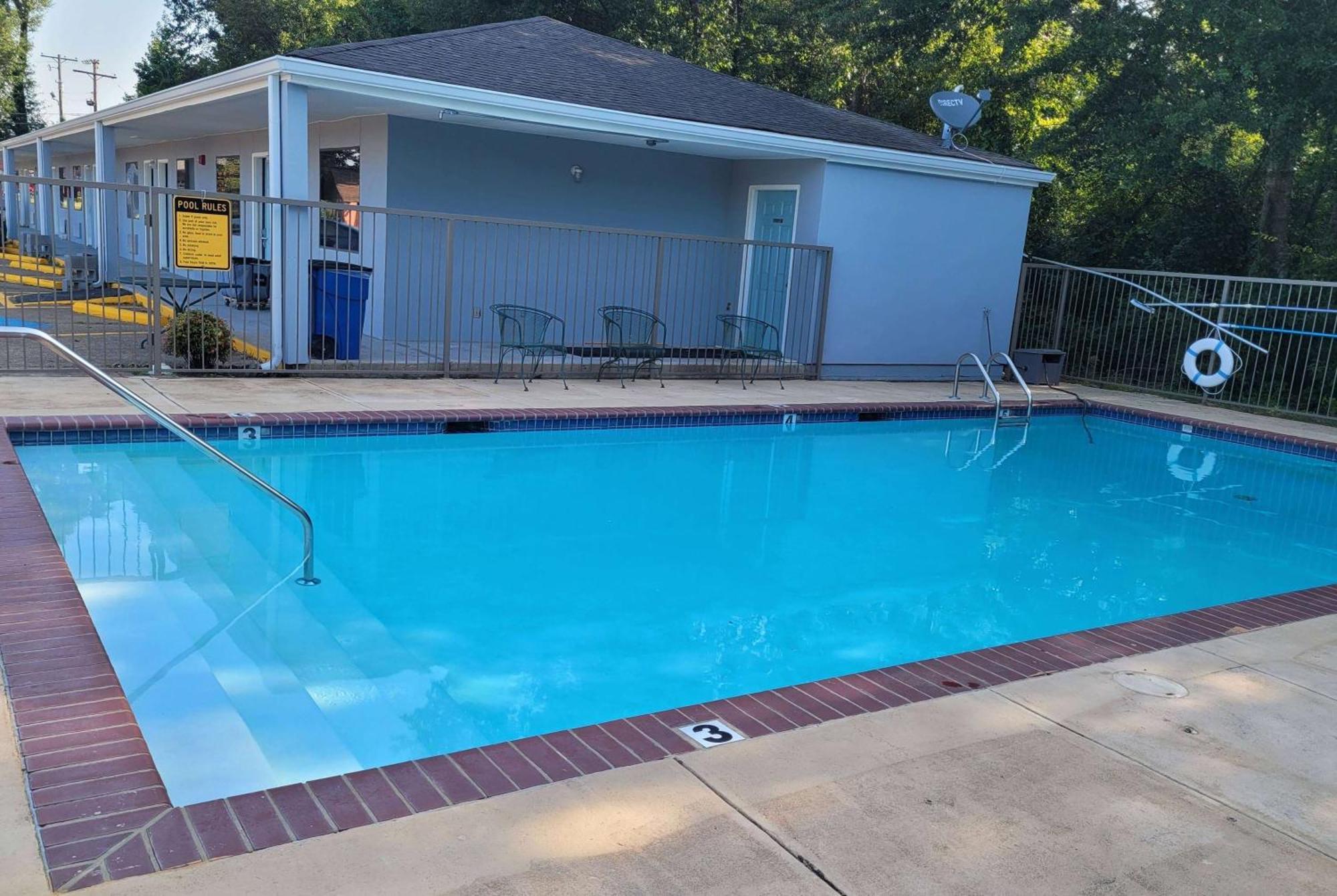 Super 8 By Wyndham Arkadelphia Caddo Valley Area Экстерьер фото