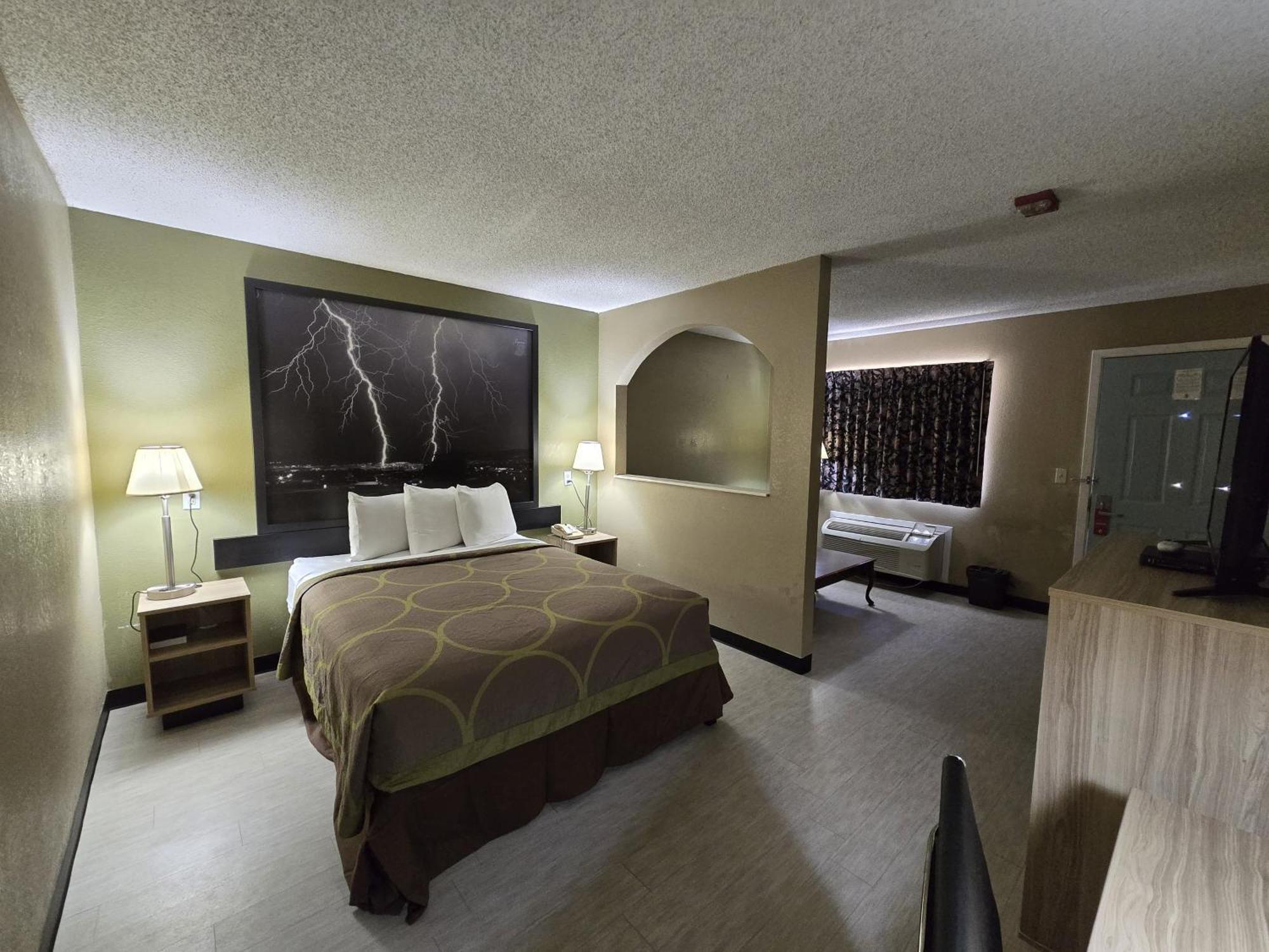 Super 8 By Wyndham Arkadelphia Caddo Valley Area Экстерьер фото