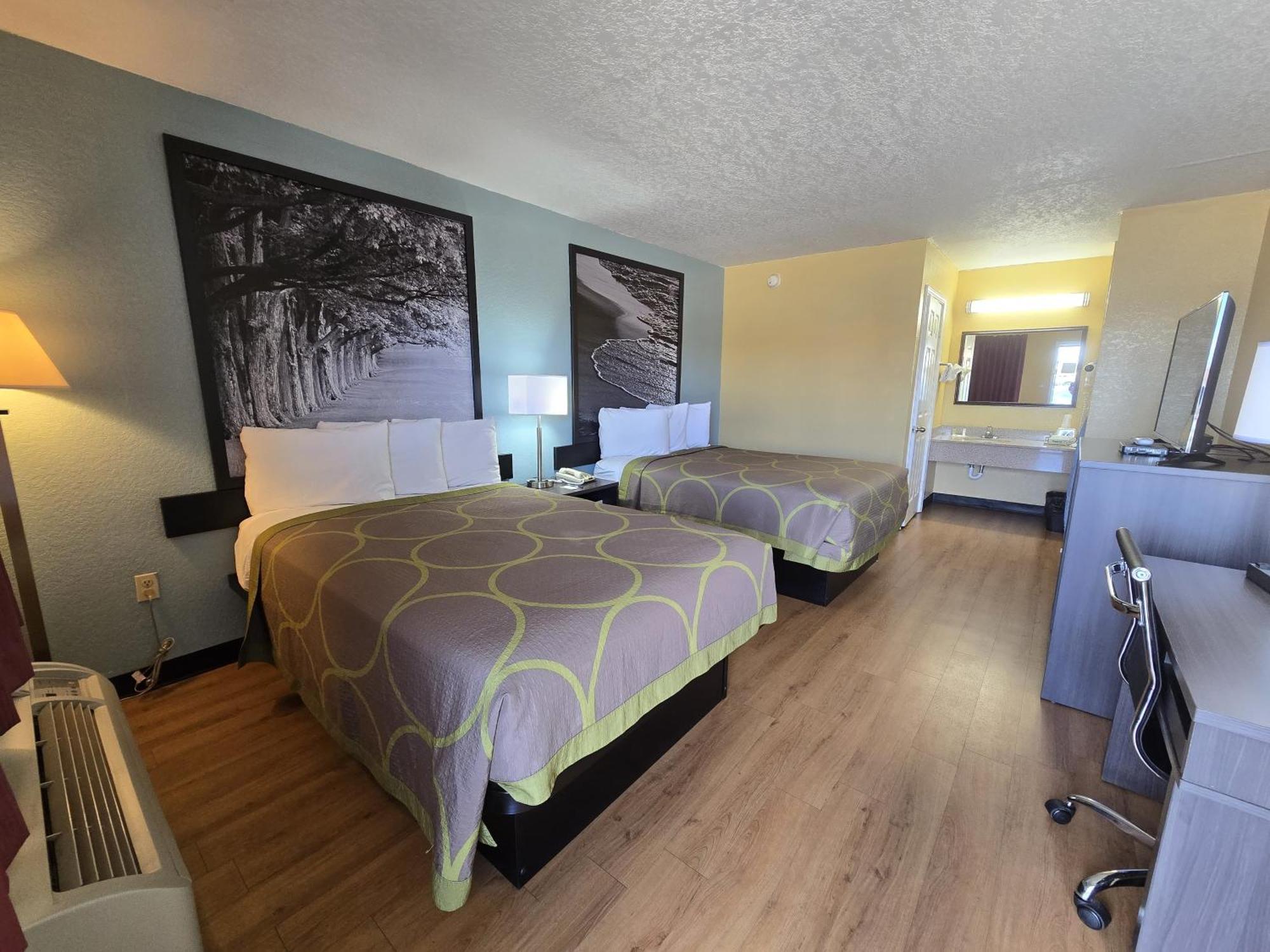 Super 8 By Wyndham Arkadelphia Caddo Valley Area Экстерьер фото