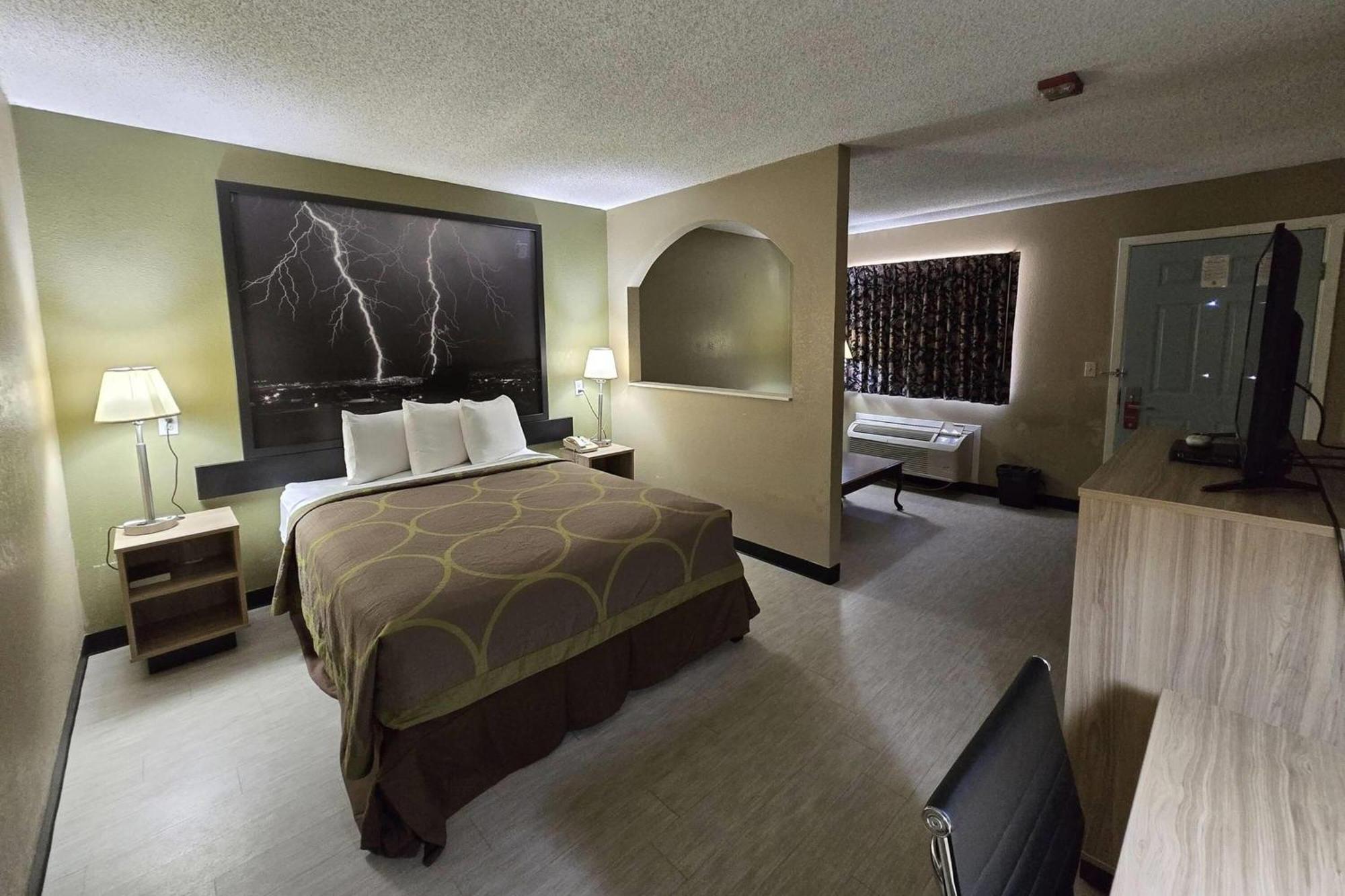 Super 8 By Wyndham Arkadelphia Caddo Valley Area Экстерьер фото
